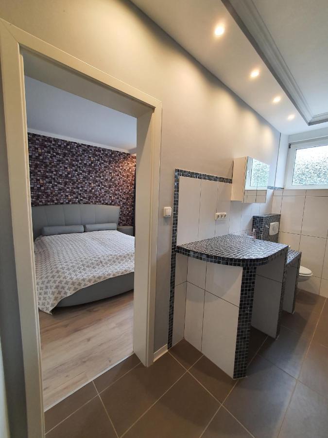 Mozart27 - Ferienwohnung Pirmasens Bagian luar foto